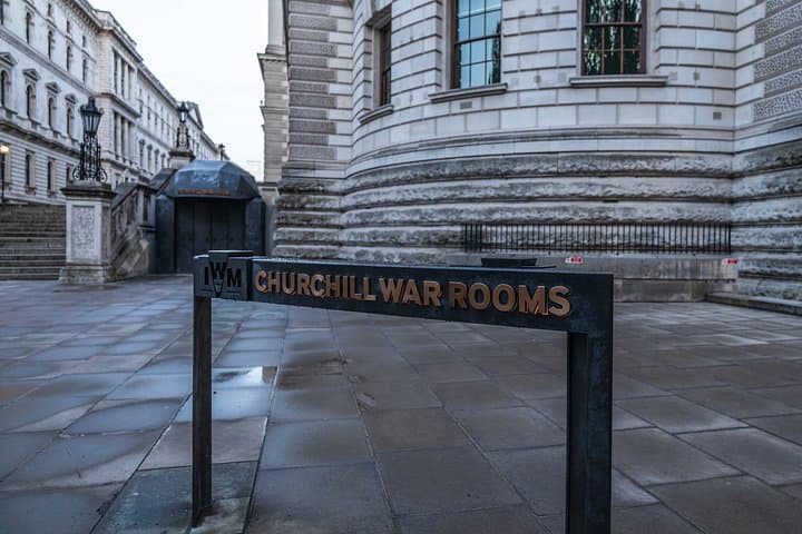 4HR Churchill War Rooms & Tower of London (With Private Guide)