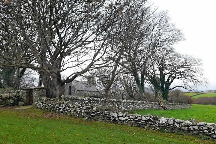 Lonan Old Church