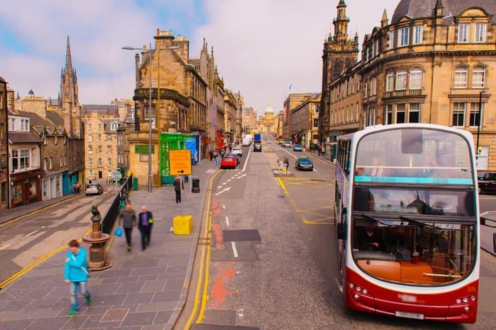 Self-Guided Edinburgh’s Old Town Walking Audio Tour