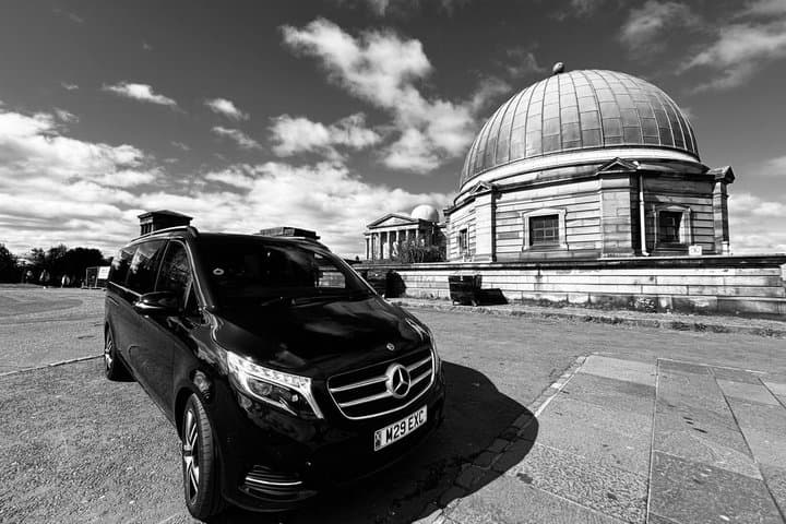 Edinburgh Airport to Glasgow City One Way Private Transfer