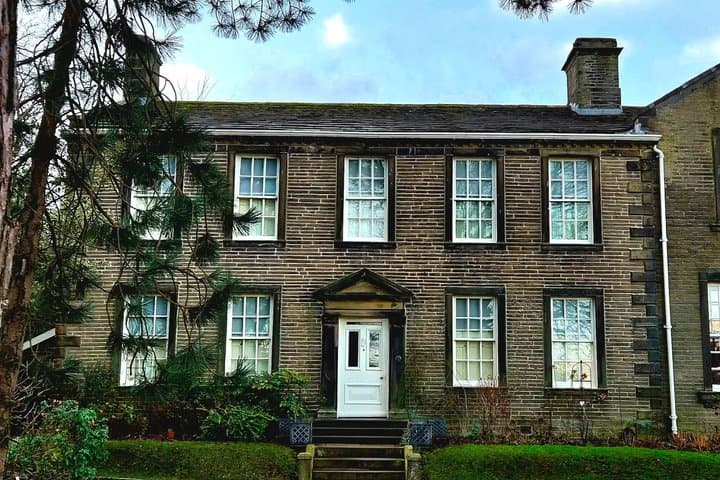 Bronte Tour (Entrance Fees Included)