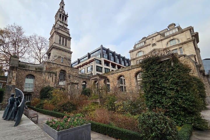 London St Paul's to Holborn Self-Guided Trail – Inerro
