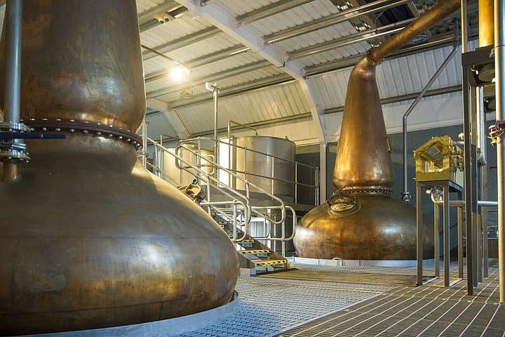 Stirling Distillery and Saint Andrews Italian Tour Guide