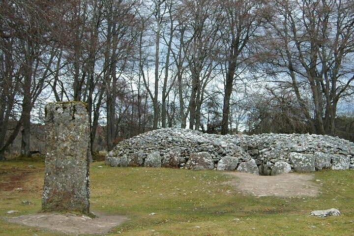 Clava Cairns
