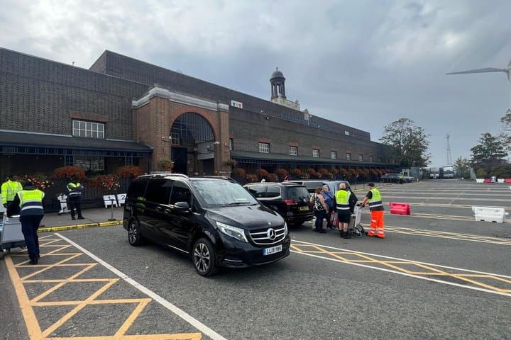 London to Southampton via Salisbury One Way Private Transfer