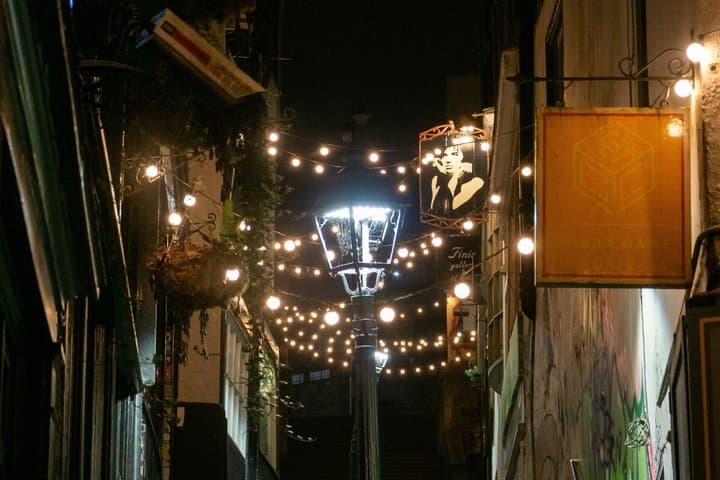 Banksy, Blackbeard and Beyond: A Bristol Self Guided Walking Tour