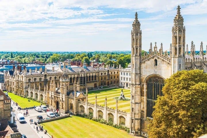 London or Heathrow Airport to Cambridge Private Transfer