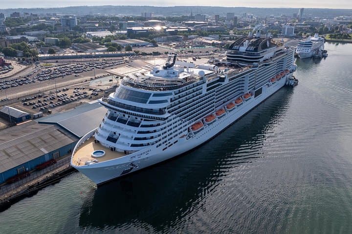 Southampton Cruises and Airport transfers to/from any locations
