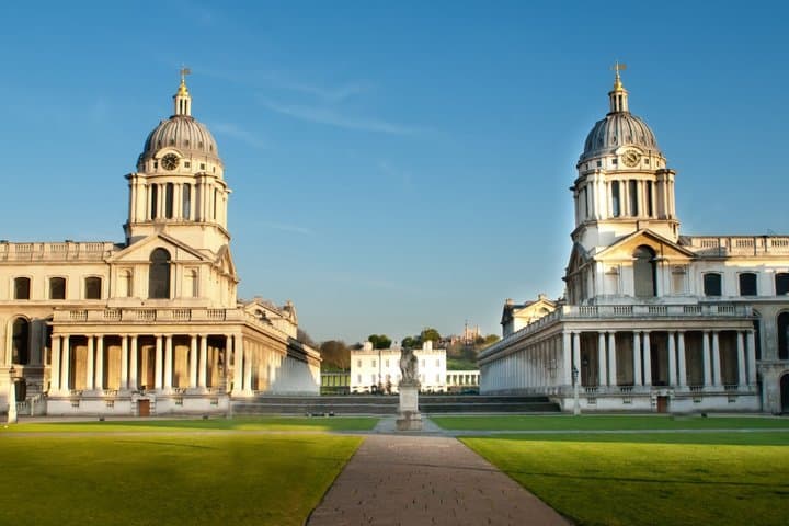 Private Bespoke London Tour Custom Route and Pickup or Dropoff