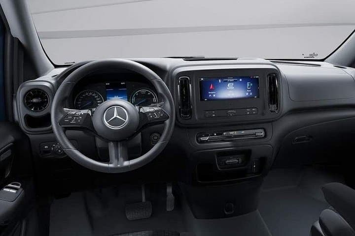 London Gatwick to Central London Private Airport Transfer