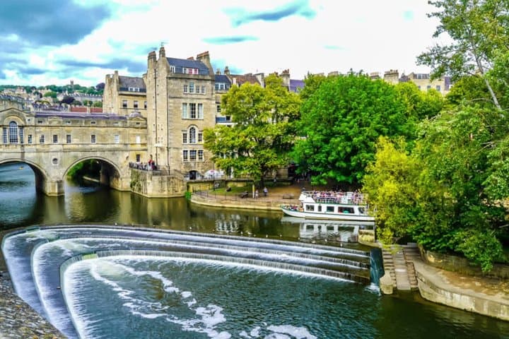 Bridgerton Filming Locations Tour in Bath (Self-Guided Audio)