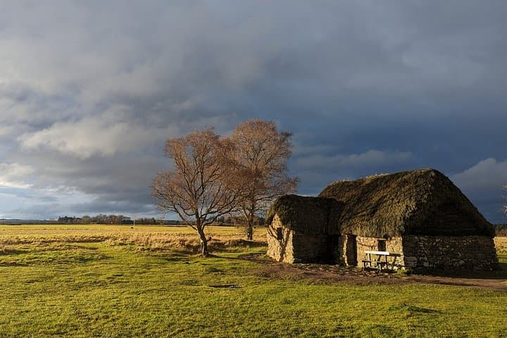 Loch Ness, Culloden, Clava Cairns: Private Tour from Edinburgh