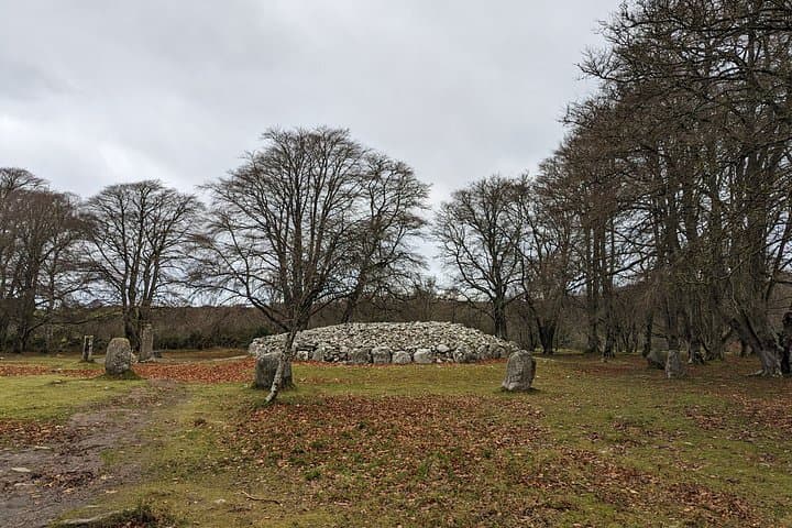 Loch Ness, Culloden, Clava Cairns: Private Tour from Edinburgh