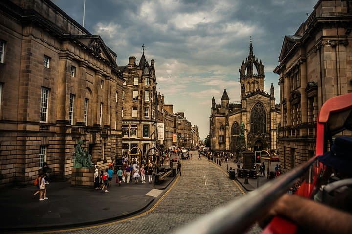 Edinburgh Airport to Edinburgh City or Vice Versa