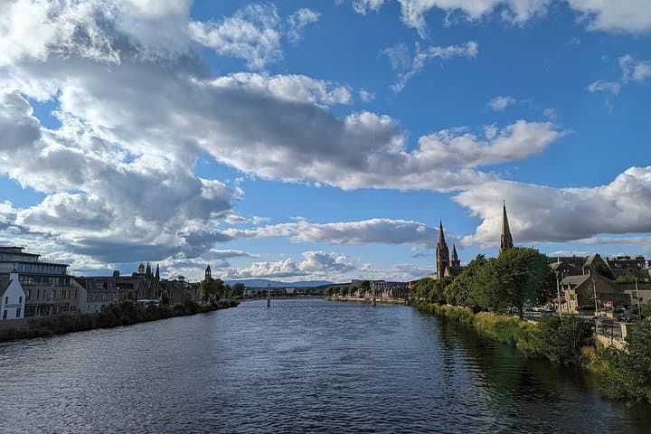 Edinburgh Airport to Inverness or Vice Versa