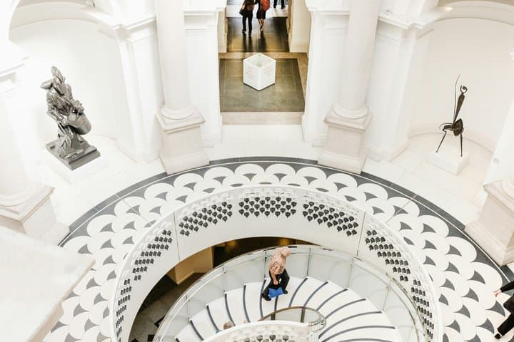 Explore the Tate Britain with a Self Guided Tour