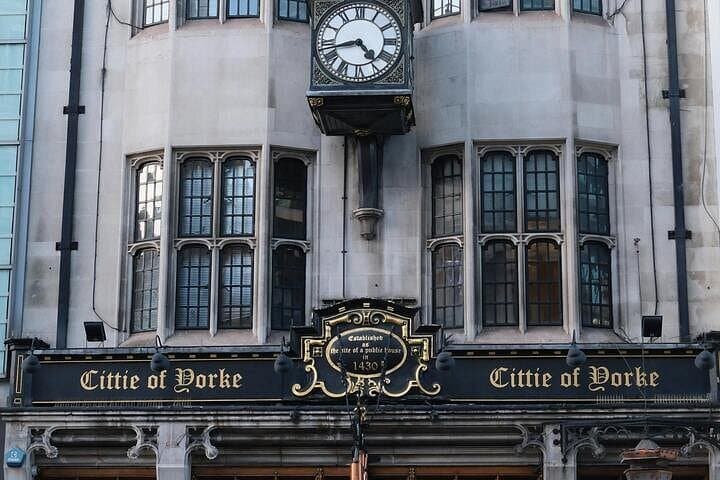 Private London Pub Tour with a Local