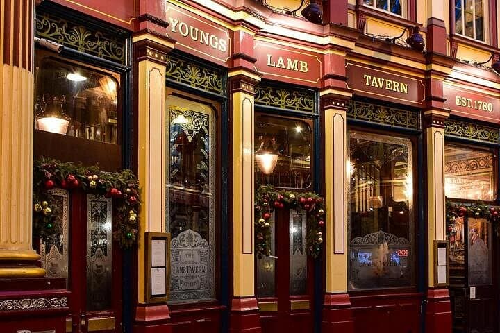 Private London Pub Tour with a Local