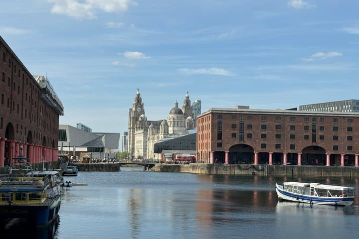 Waterfront & Maritime History Walk with Cream Tea-Shore Excursion