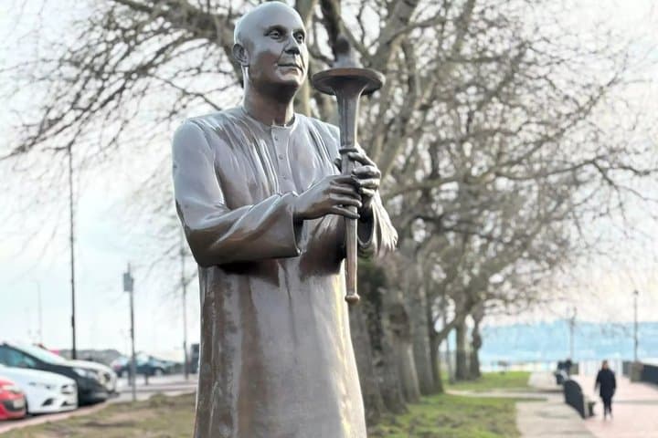 Cardiff's Bay Waterfront Wonders: An Audio Tour
