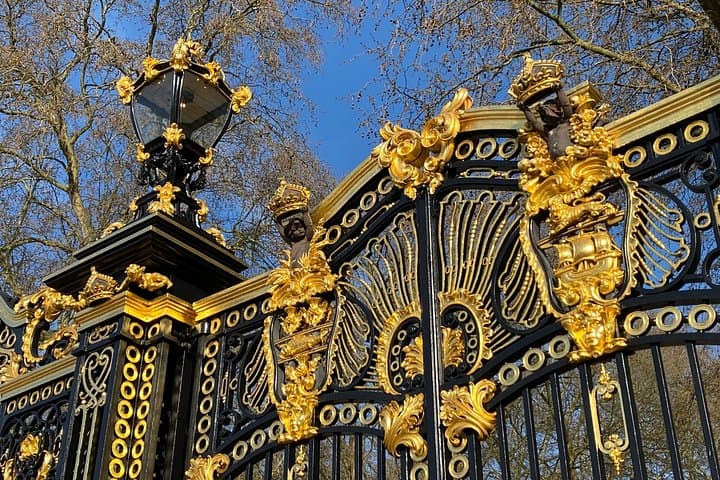 London Highlights Evening Walking Tour