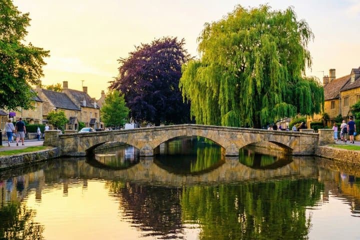Full Day Cotswolds Private Small Group Tour from London