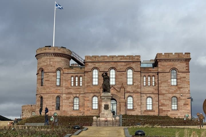 Private Full Day Inverness Centre Tour