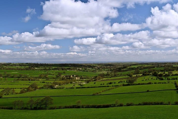 North Yorkshire Road Trip Guidebook-York Whitby & Yorkshire Coast