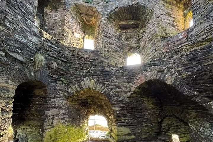 Pirates, Poetry and Prosperity: An Audio Tour of Fowey