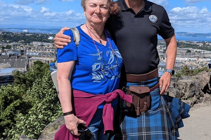 Full-Day Private Edinburgh Tour in a Black Cab