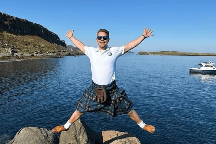 Full-Day Private Edinburgh Tour in a Black Cab