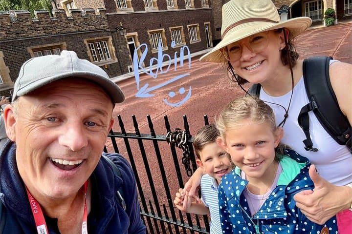 Changing of the Guard at Buckingham Palace Experience