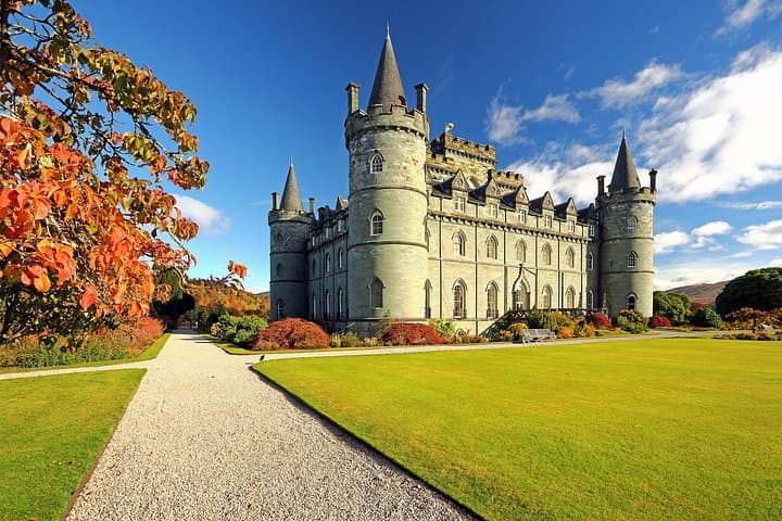 Glasgow: Eilean Donan, Loch Ness & Glenfinnan - 2 Day Tour