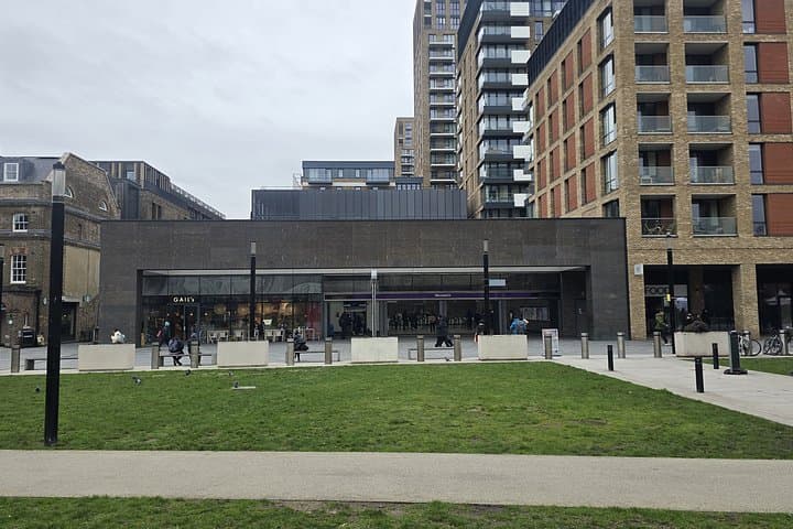 Immersive Woolwich Treasure Hunt Panda Treasure Quest
