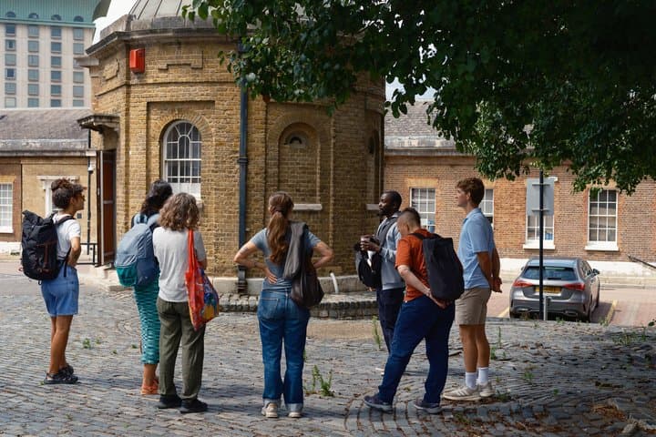 Canary Wharf Walking Tour: Untold Stories of London's Docklands