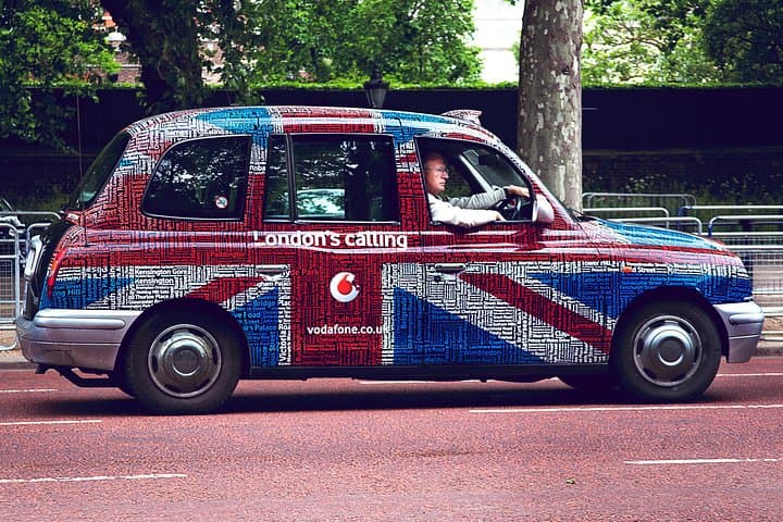 Private Guided Tour from London to Stonehenge with Hotel pick up