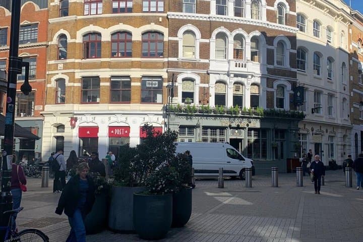 London Food and Drink History Walking Tour in Clerkenwell