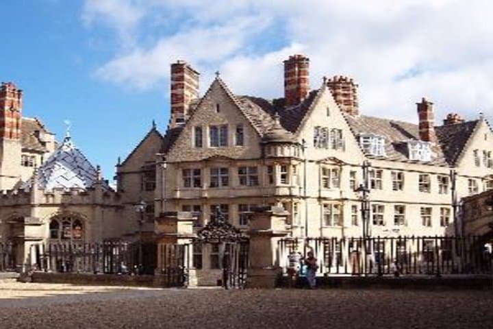 London to Oxford Private Transfer