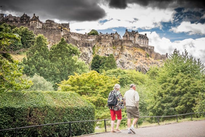 Private Ghost Walking Tour in Edinburgh Historic Old Town