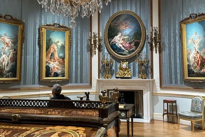 Explore the Wallace Collection with a Self Guided Tour