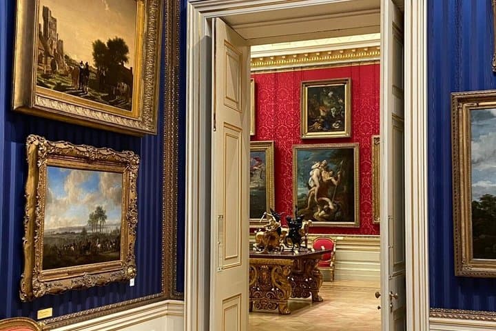 Explore the Wallace Collection with a Self Guided Tour