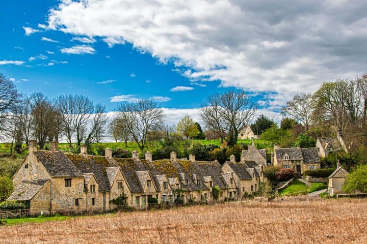 Private Day Trip from London to Cotswolds with Hotel Pickup