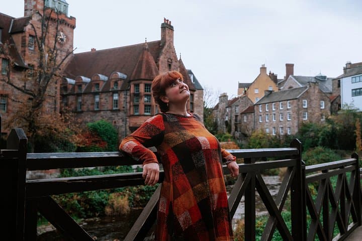 Elegant Professional Private Photoshoot Tour in Edinburgh