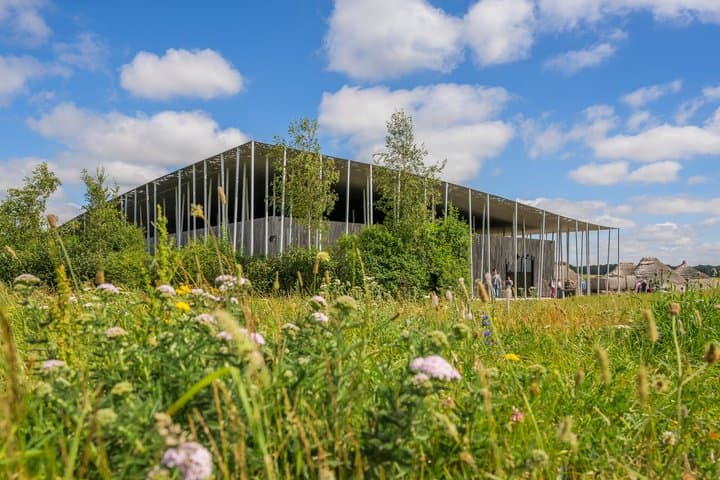 Luxury Stonehenge and Bath Day Tour from London