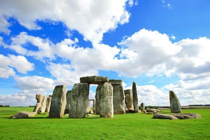 Luxury Stonehenge and Bath Day Tour from London
