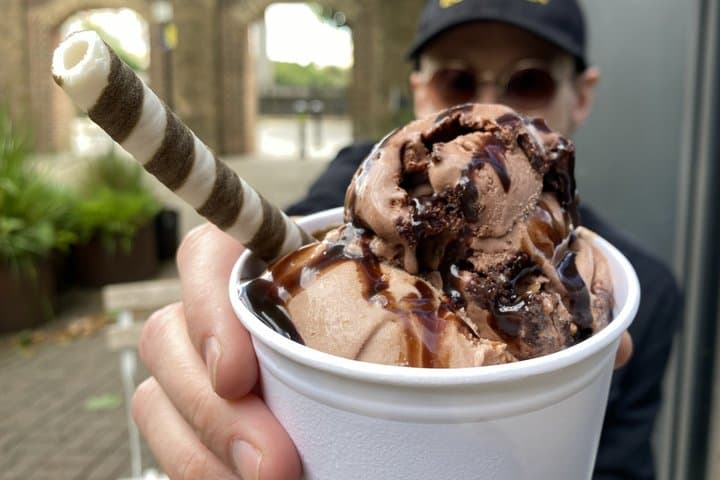 Dessert-themed Self-Guided Walking Tour in London
