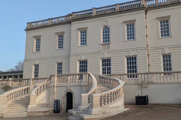 Bridgerton London Locations Walking Tour in Italian