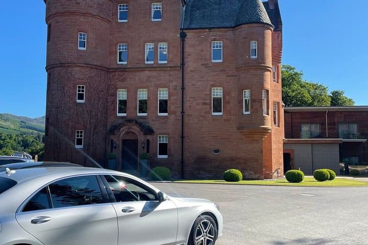 Luxury Private Day Tour of Edinburgh
