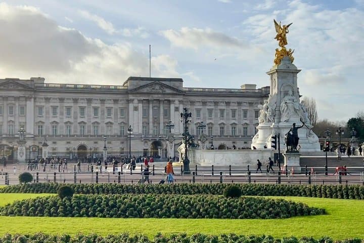 Heathrow Airport to Stansted Airport Private Transfer