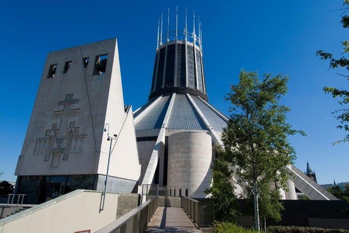 Liverpool Audio Guided Walking Tour 3h00 and 25 Audios